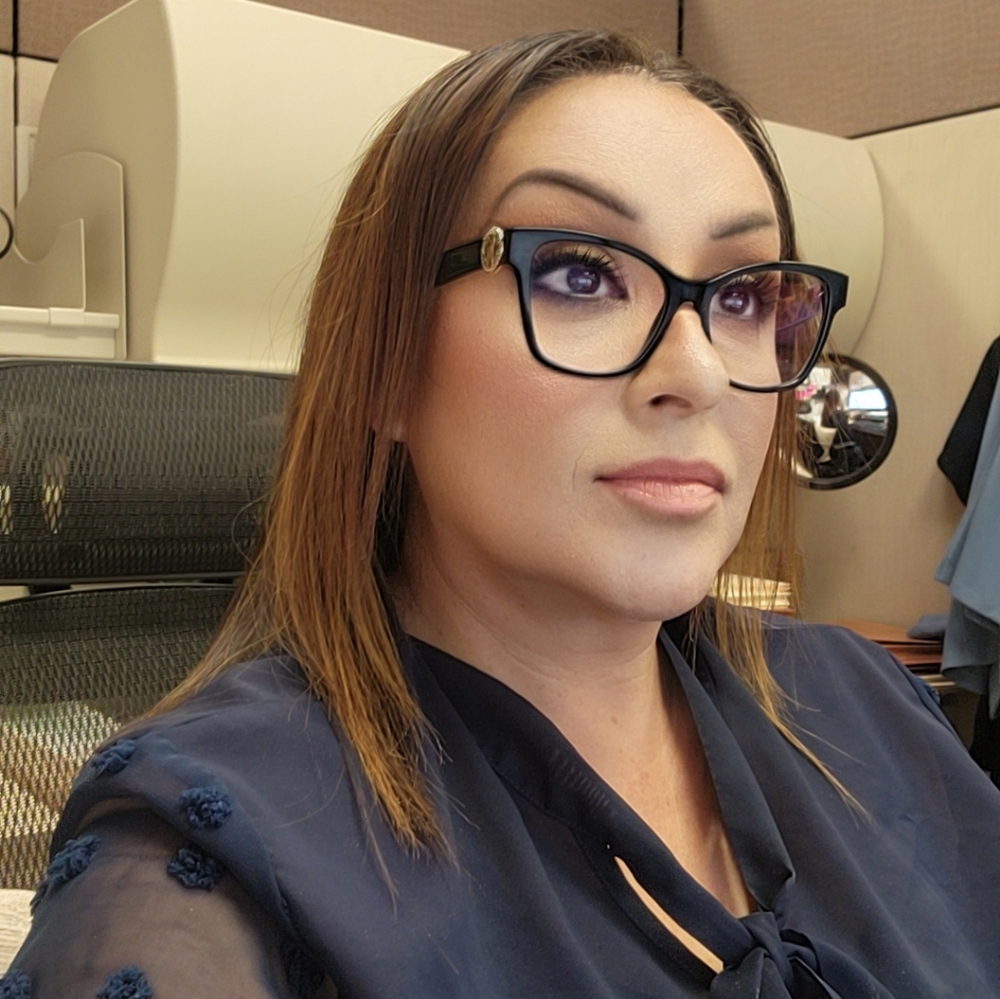 Meet your Posher, Araceli